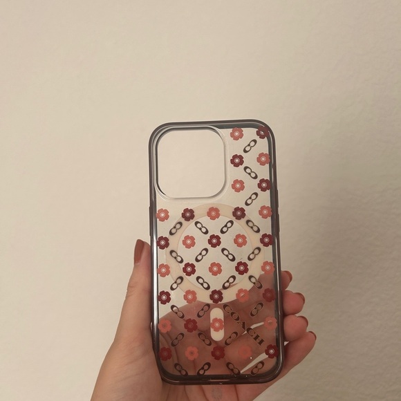 Coach Tea Rose iPhone 15 PRO Case, Compatible with MagSafe - Picture 11 of 14
